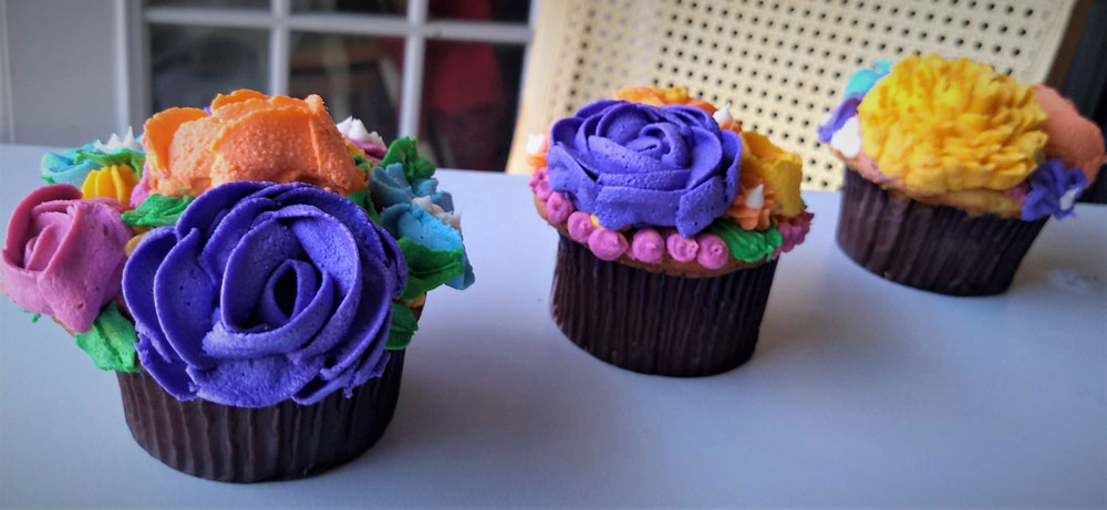cupcakes de flores son el regalo ideal para mamá
