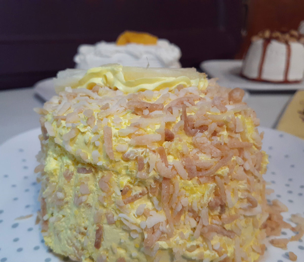 Mini Pastel de Piña Colada