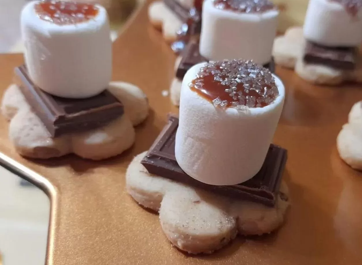 Postre de Bombón y Chocolate