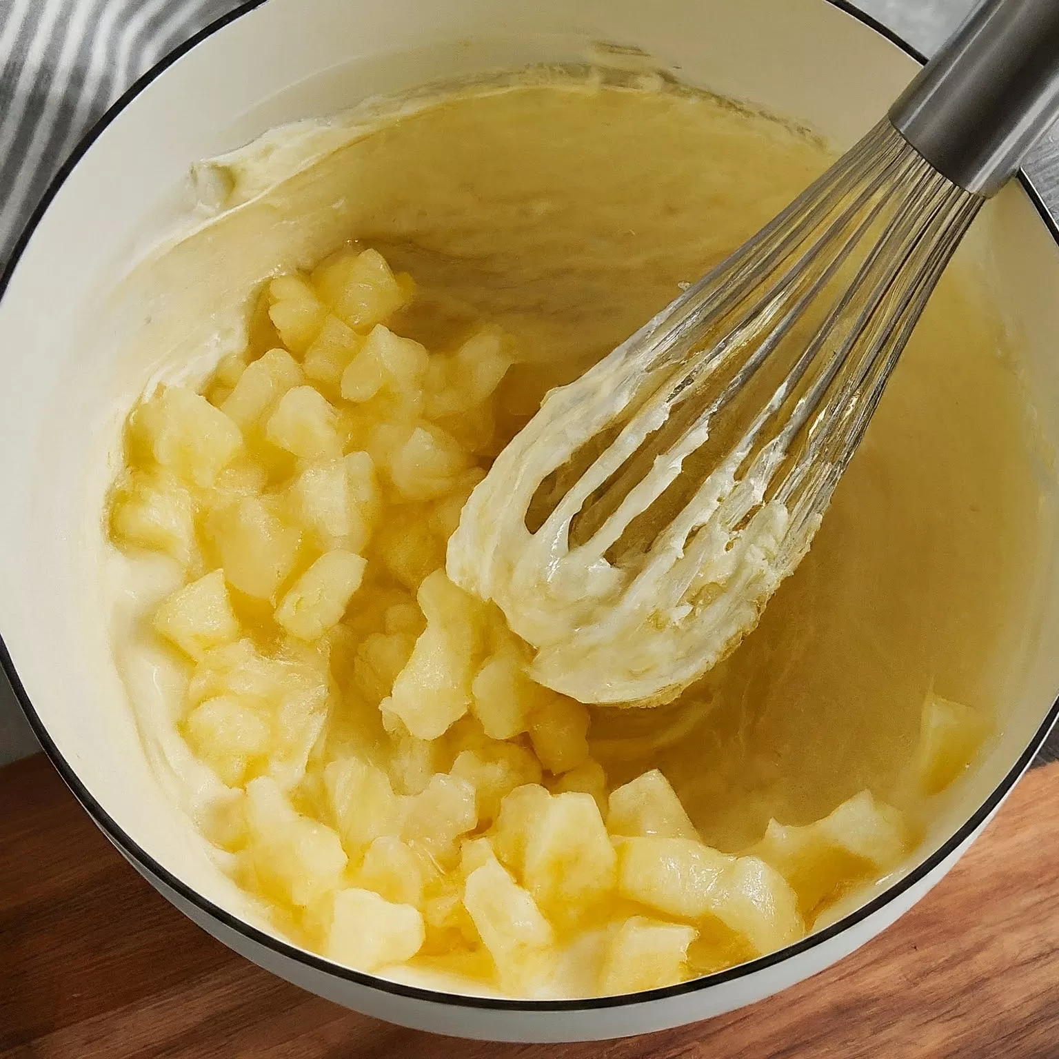 relleno de piña y nata